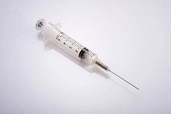 auto retractable safety syringe (1)(001)